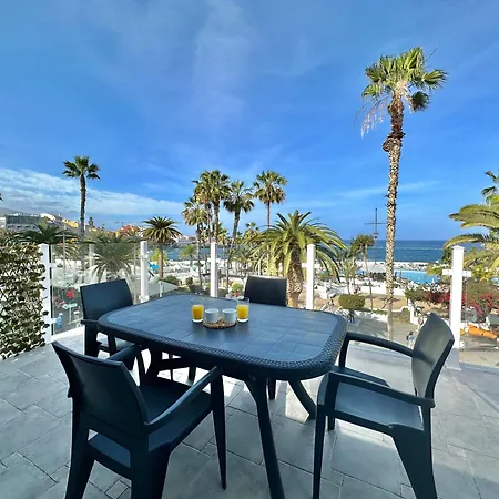 Oasis Club Attic Apartment *