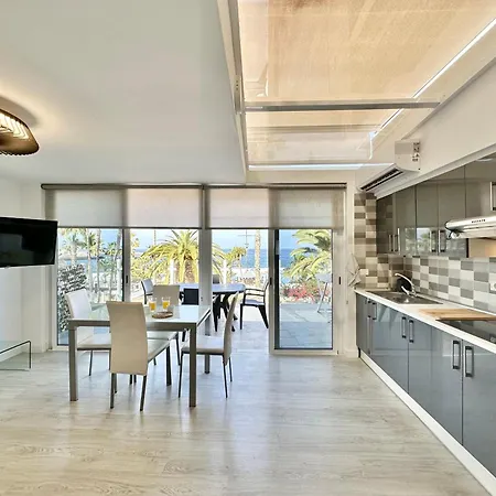 Oasis Club Attic Apartment